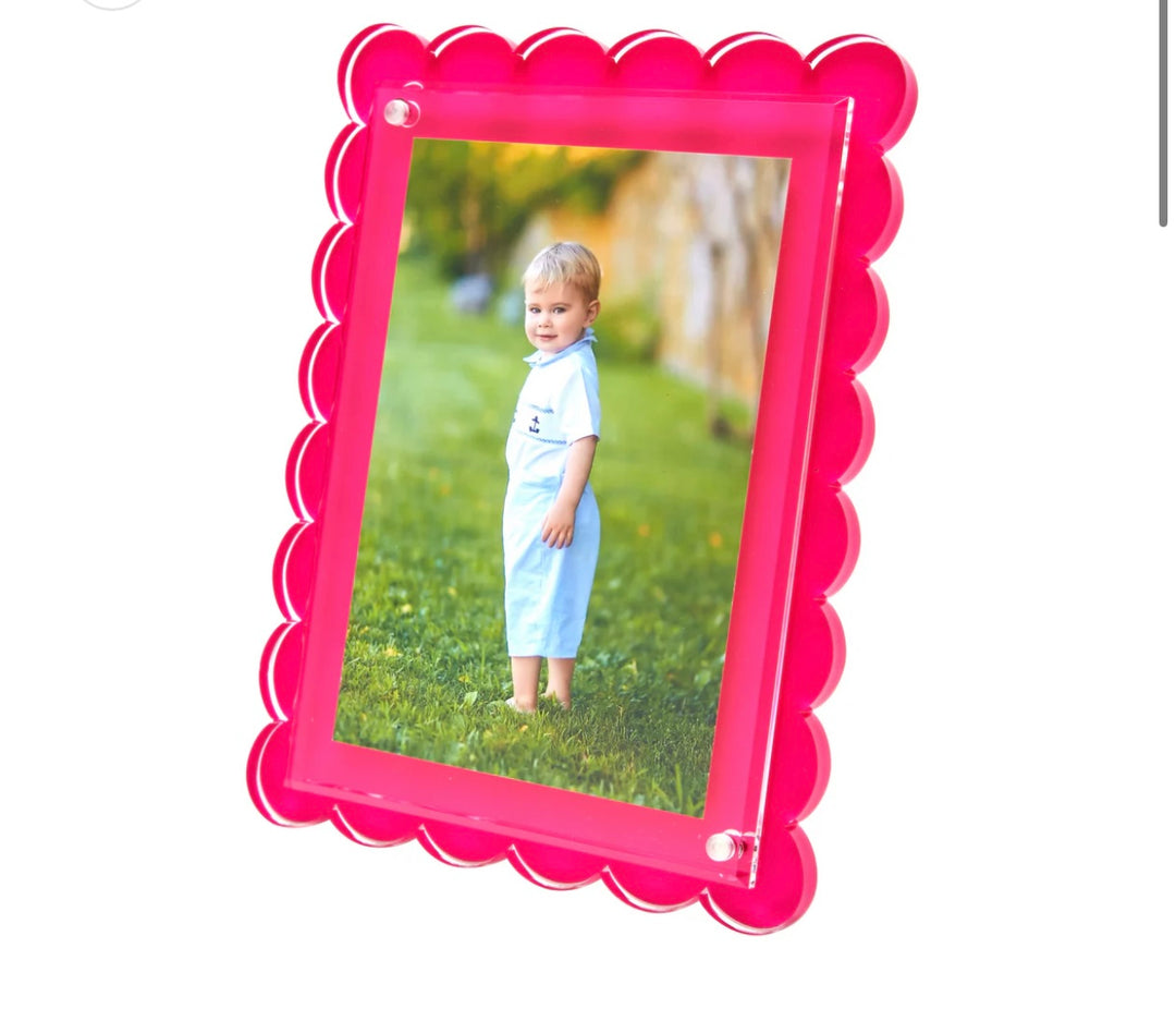 Scallop Rectangle Frame 5 x 7