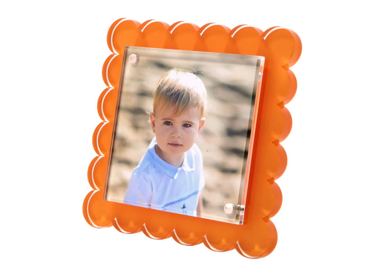 Scallop Square Frame