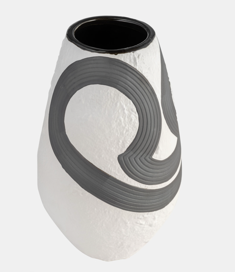 Black and white stoneware pattern vase