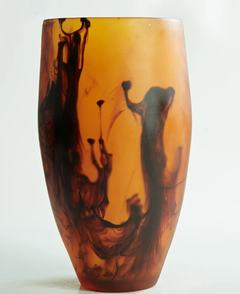 The Tempting Table Resin Vase - Thumbnail 2